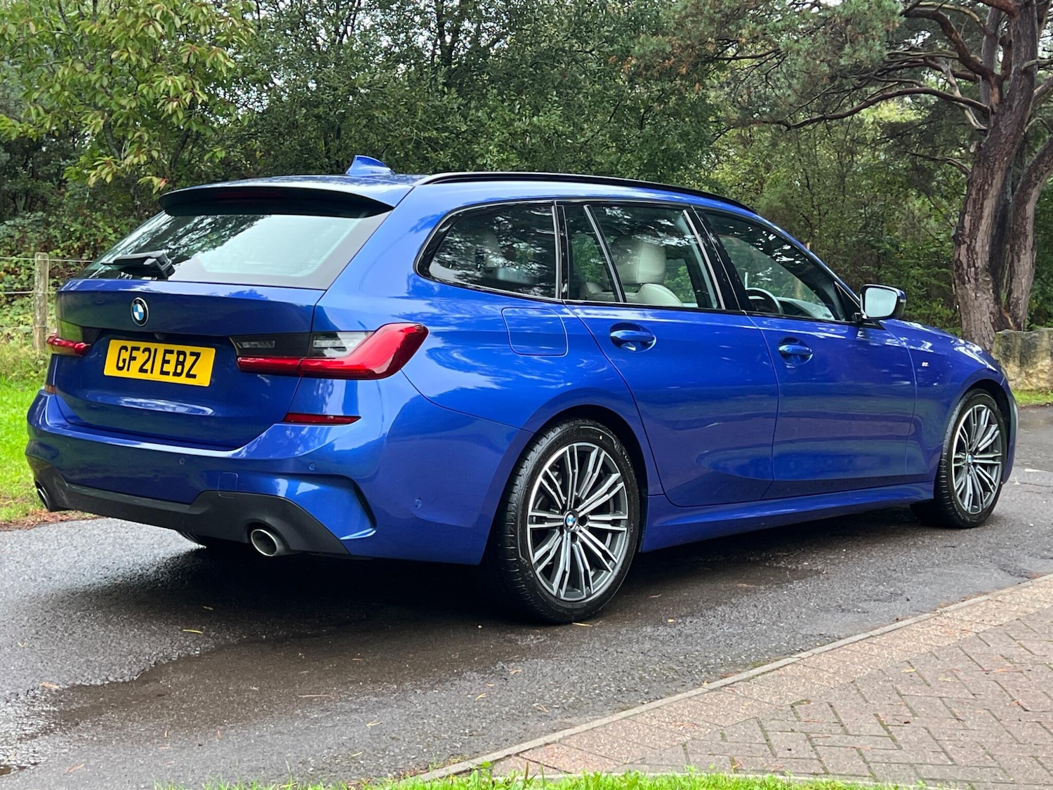 Used BMW 3 Series 2021 for sale - 76952890: Photo 3