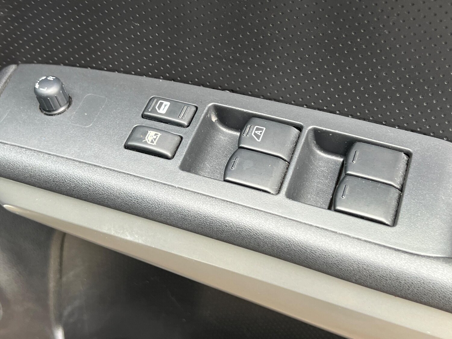 Used Nissan X-Trail 2012 for sale - 77427676: Photo 40