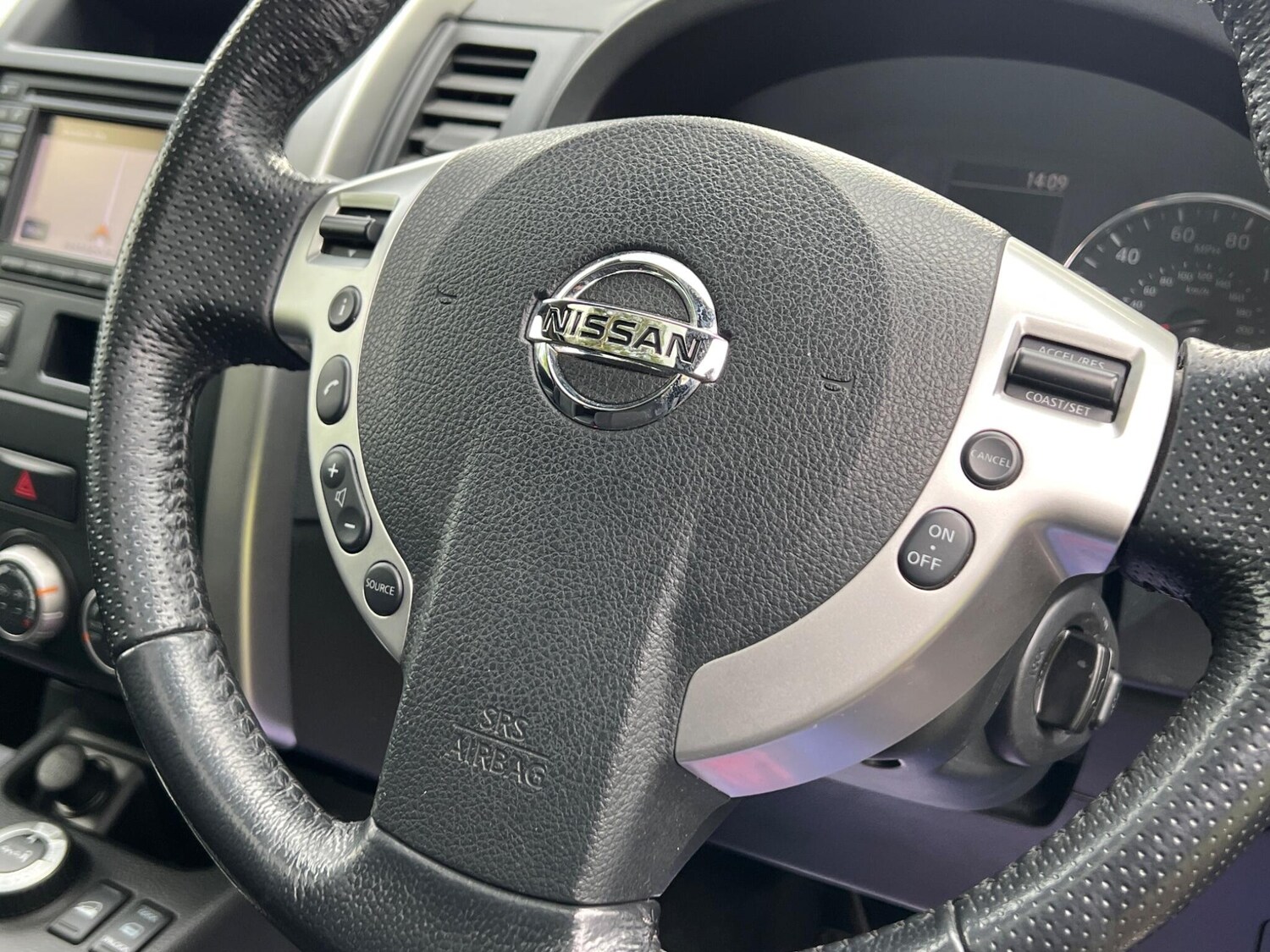 Used Nissan X-Trail 2012 for sale - 77427676: Photo 41