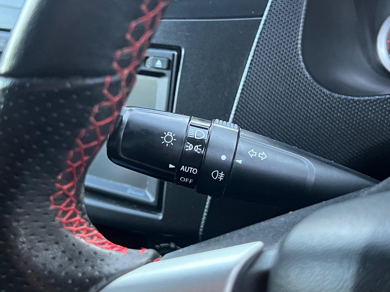 Used Suzuki Swift 2015 for sale - 77427706: Photo 28