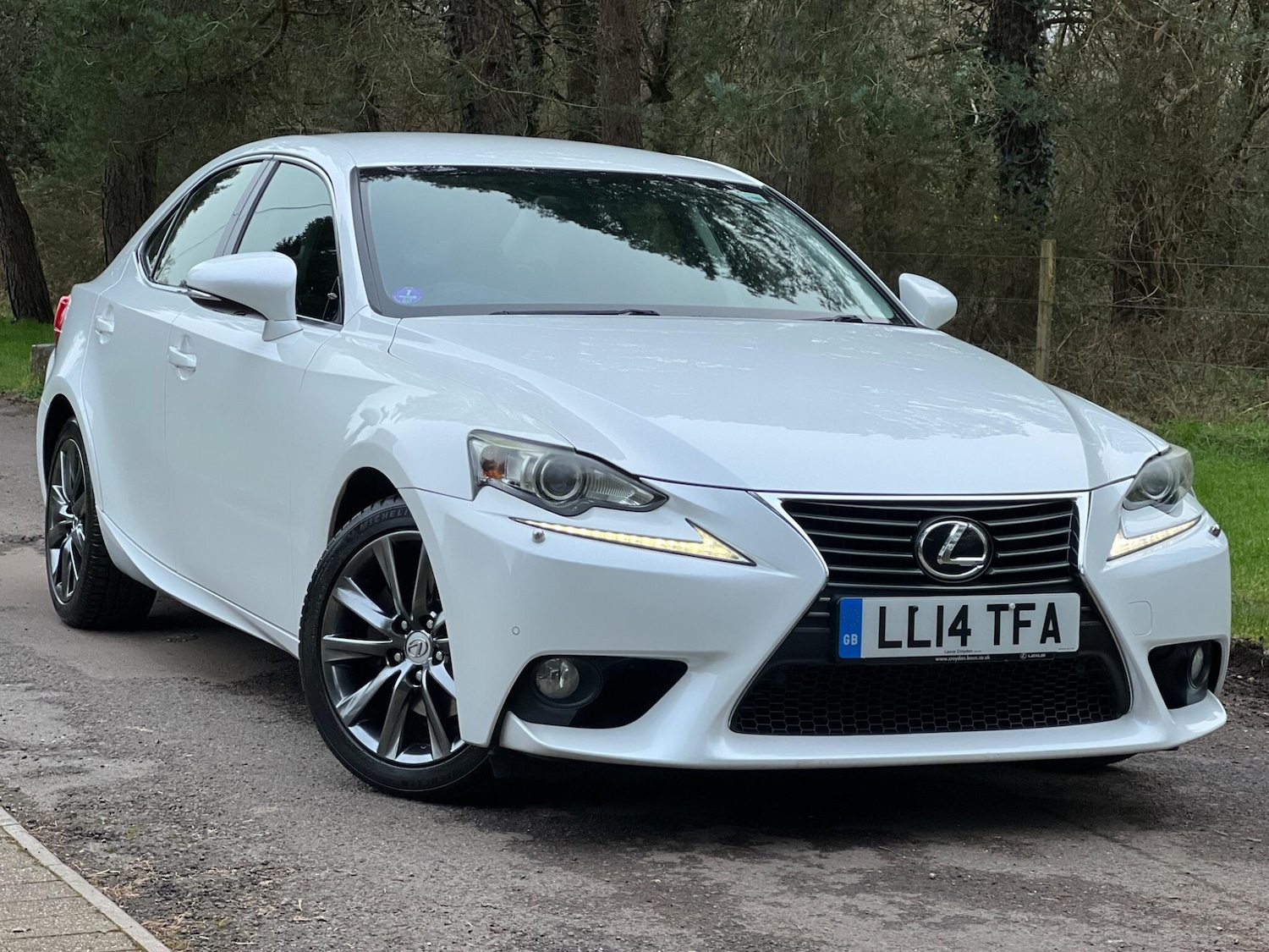 Used Lexus IS 2014 for sale - 77564621: Photo 1