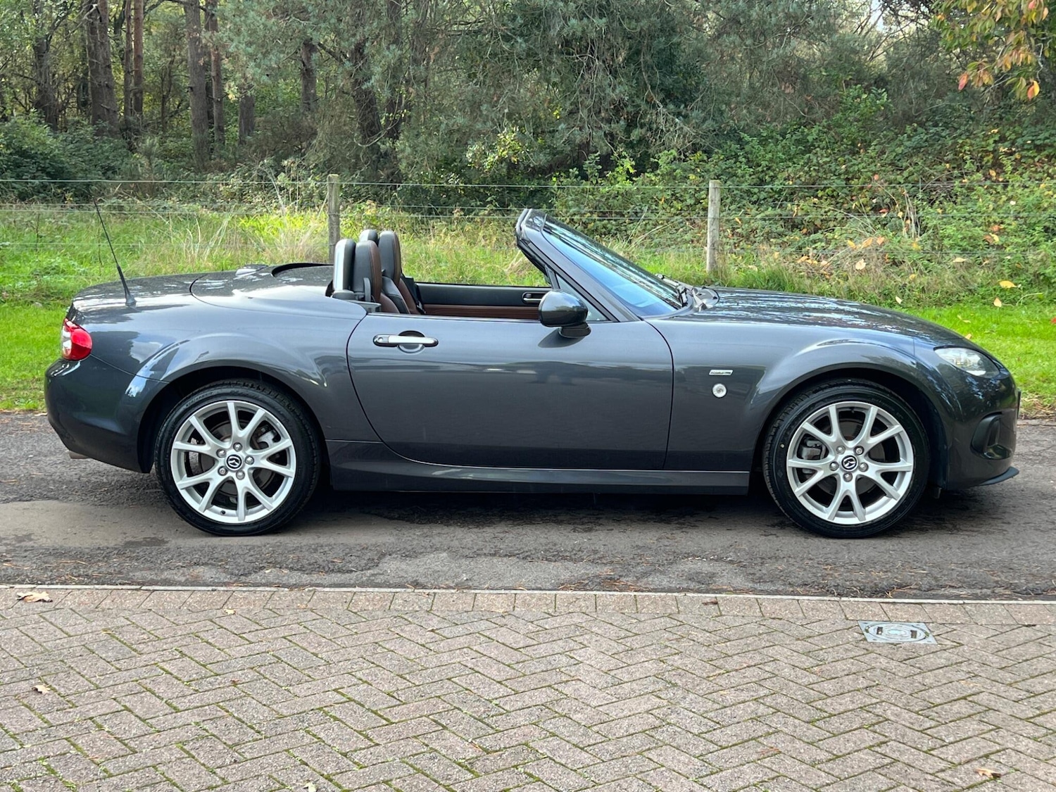Used Mazda MX-5 2013 for sale - 76953939: Photo 6