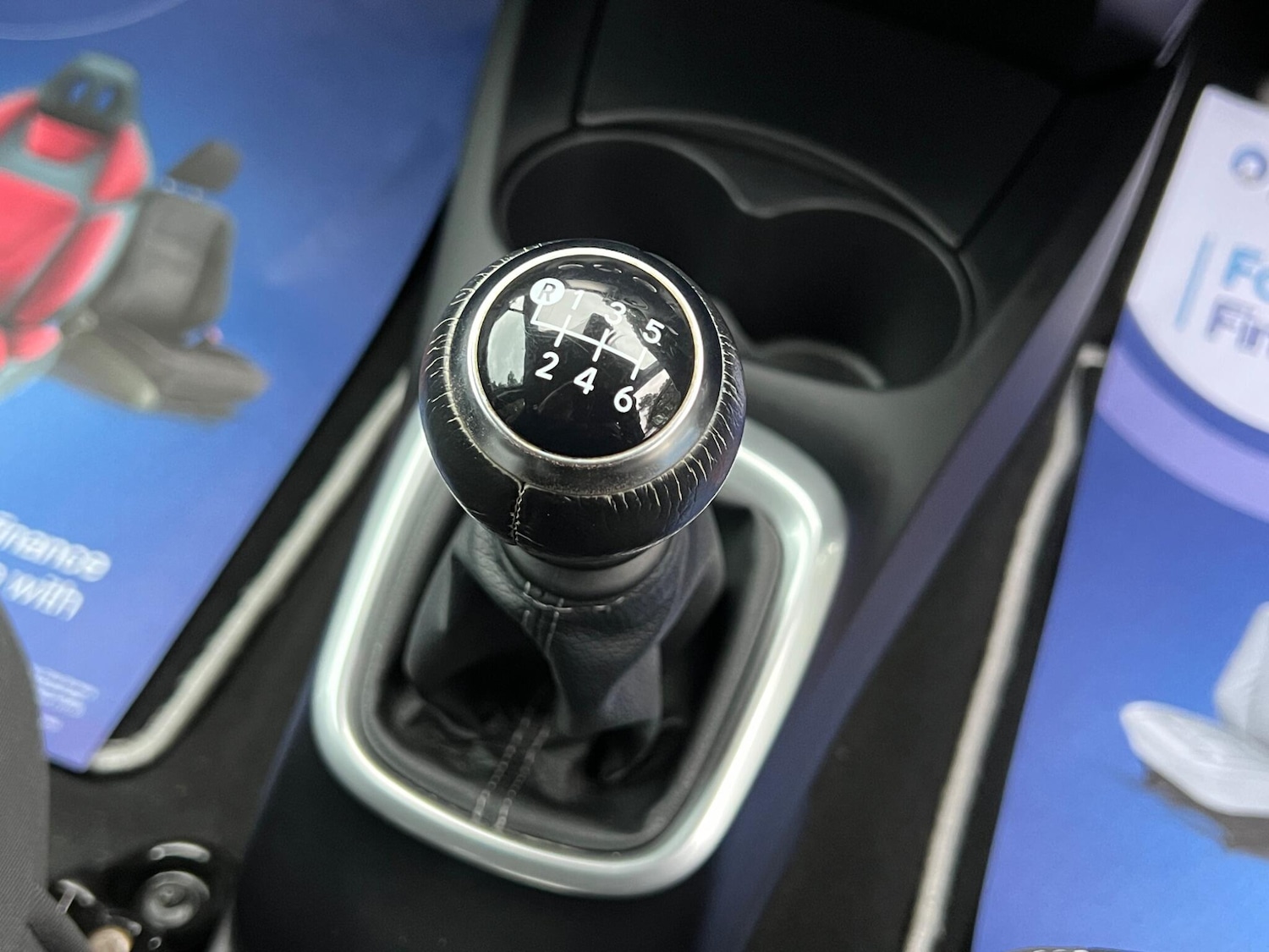 Used Toyota Yaris 2017 for sale - 76952382: Photo 27