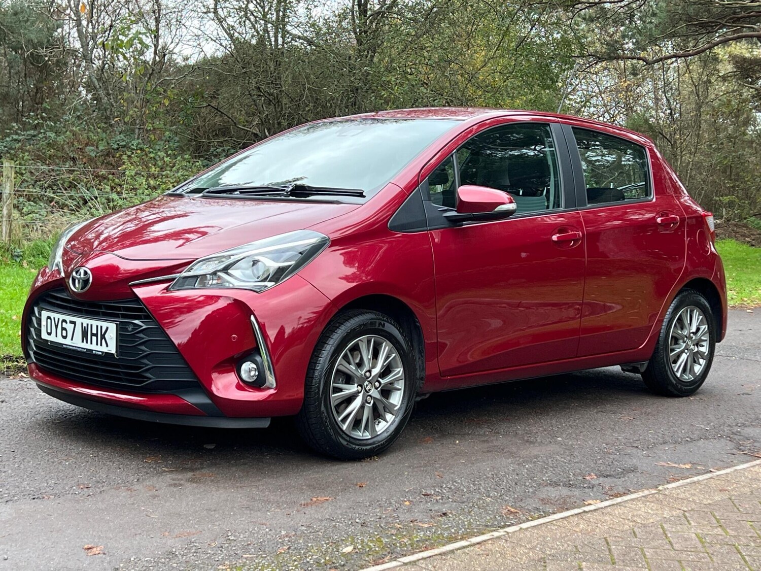 Used Toyota Yaris 2017 for sale - 76952382: Photo 48