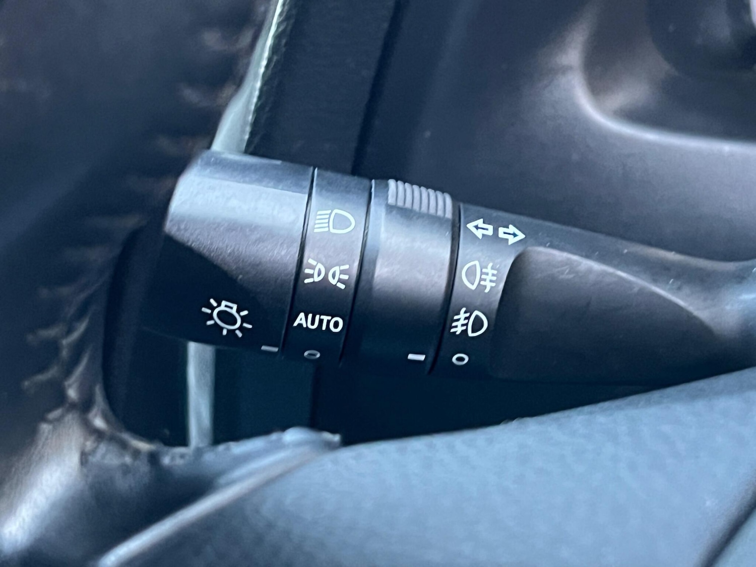 Used Toyota Auris 2014 for sale - 77723873: Photo 28