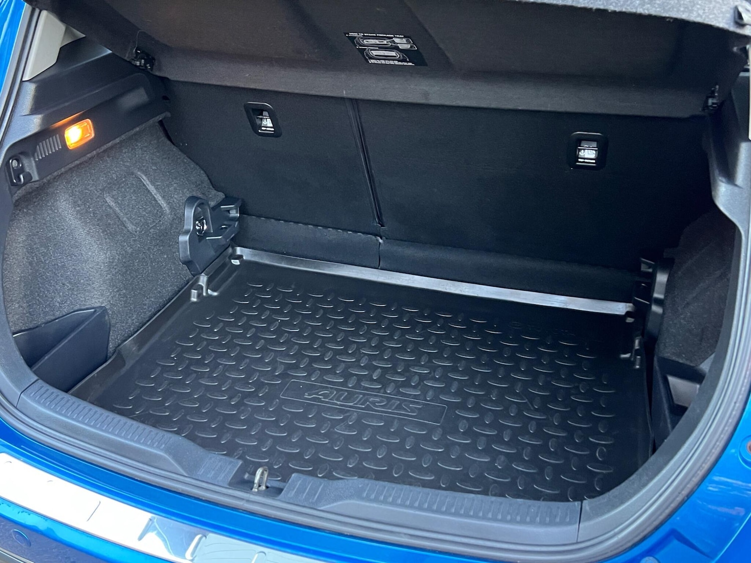 Used Toyota Auris 2014 for sale - 77723873: Photo 59