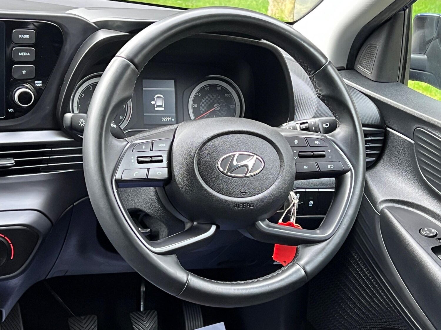 Used Hyundai i20 2022 for sale - 77496485: Photo 41