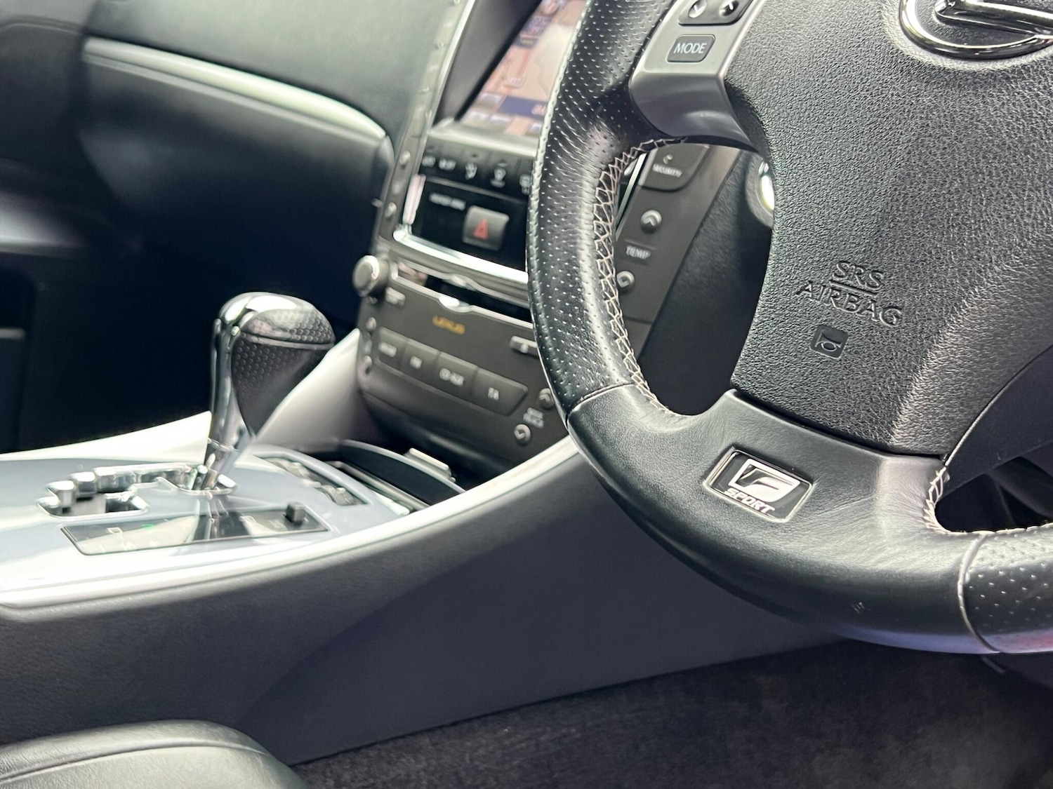 Used Lexus IS 2011 for sale - 77632967: Photo 40