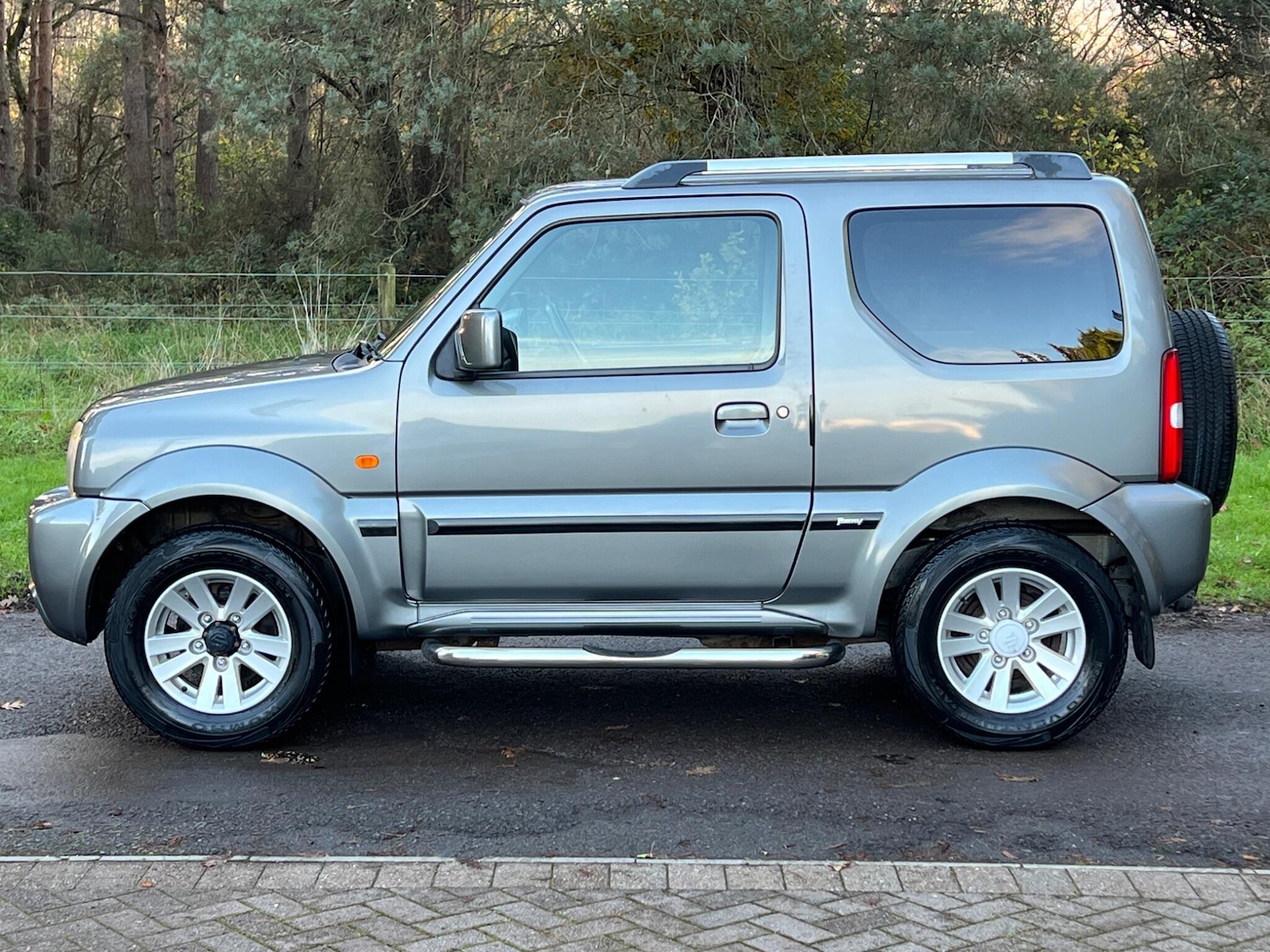 Used Suzuki Jimny 2009 for sale - 76953937: Photo 40