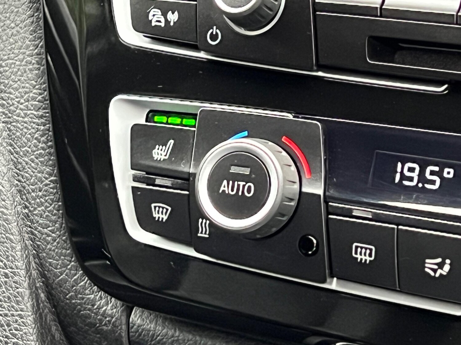 Used BMW 3 Series 2019 for sale - 77793992: Photo 29