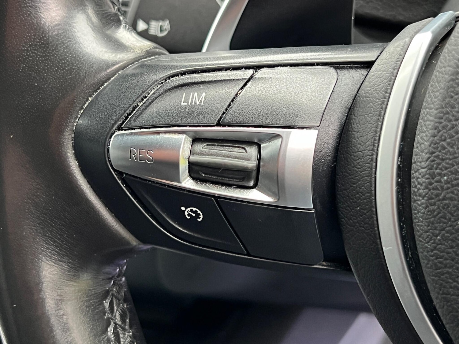 Used BMW 3 Series 2019 for sale - 77793992: Photo 36