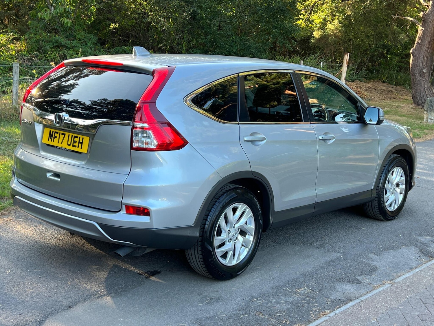 Used Honda CR-V 2017 for sale - 76953946: Photo 5