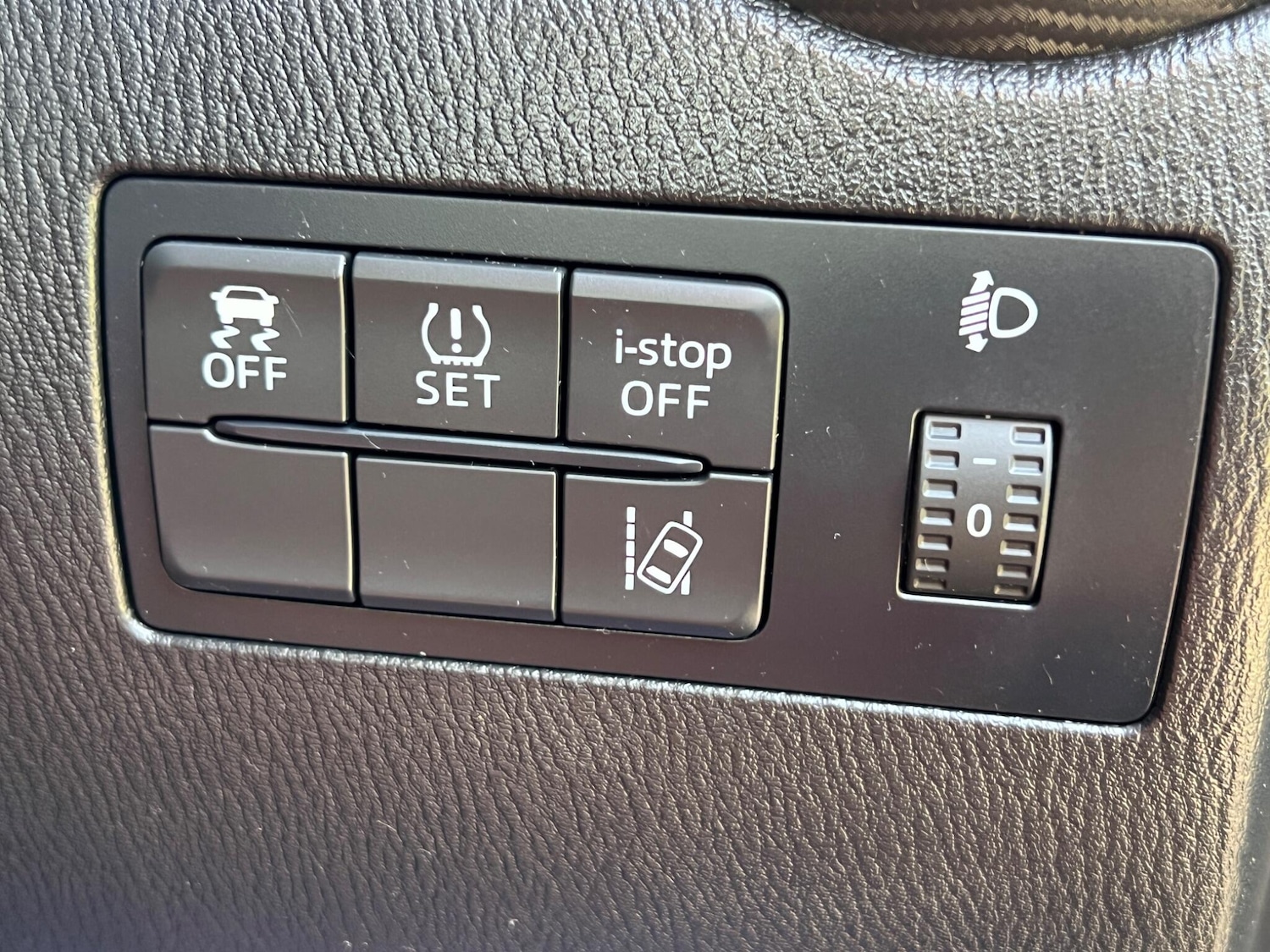 Used Mazda Mazda2 2016 for sale - 78185638: Photo 37