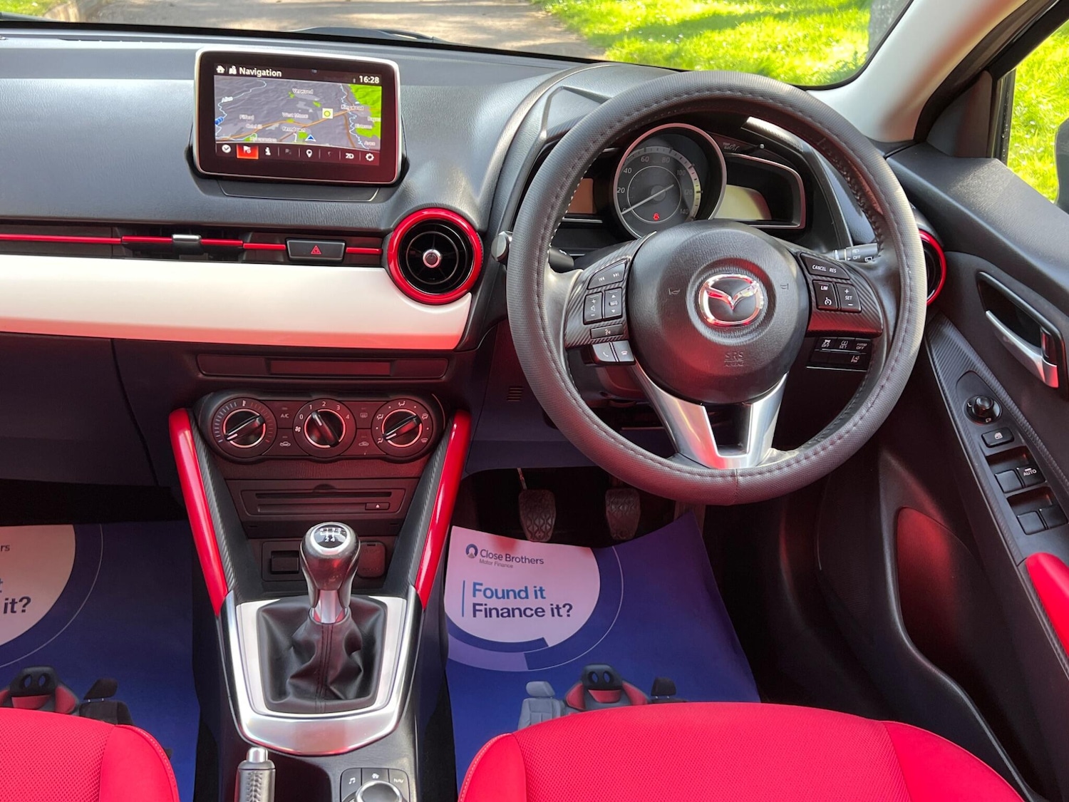 Used Mazda Mazda2 2016 for sale - 78185638: Photo 45