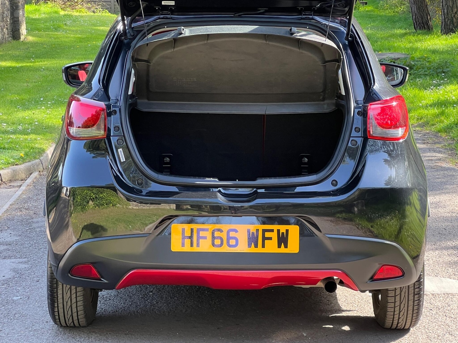 Used Mazda Mazda2 2016 for sale - 78185638: Photo 60