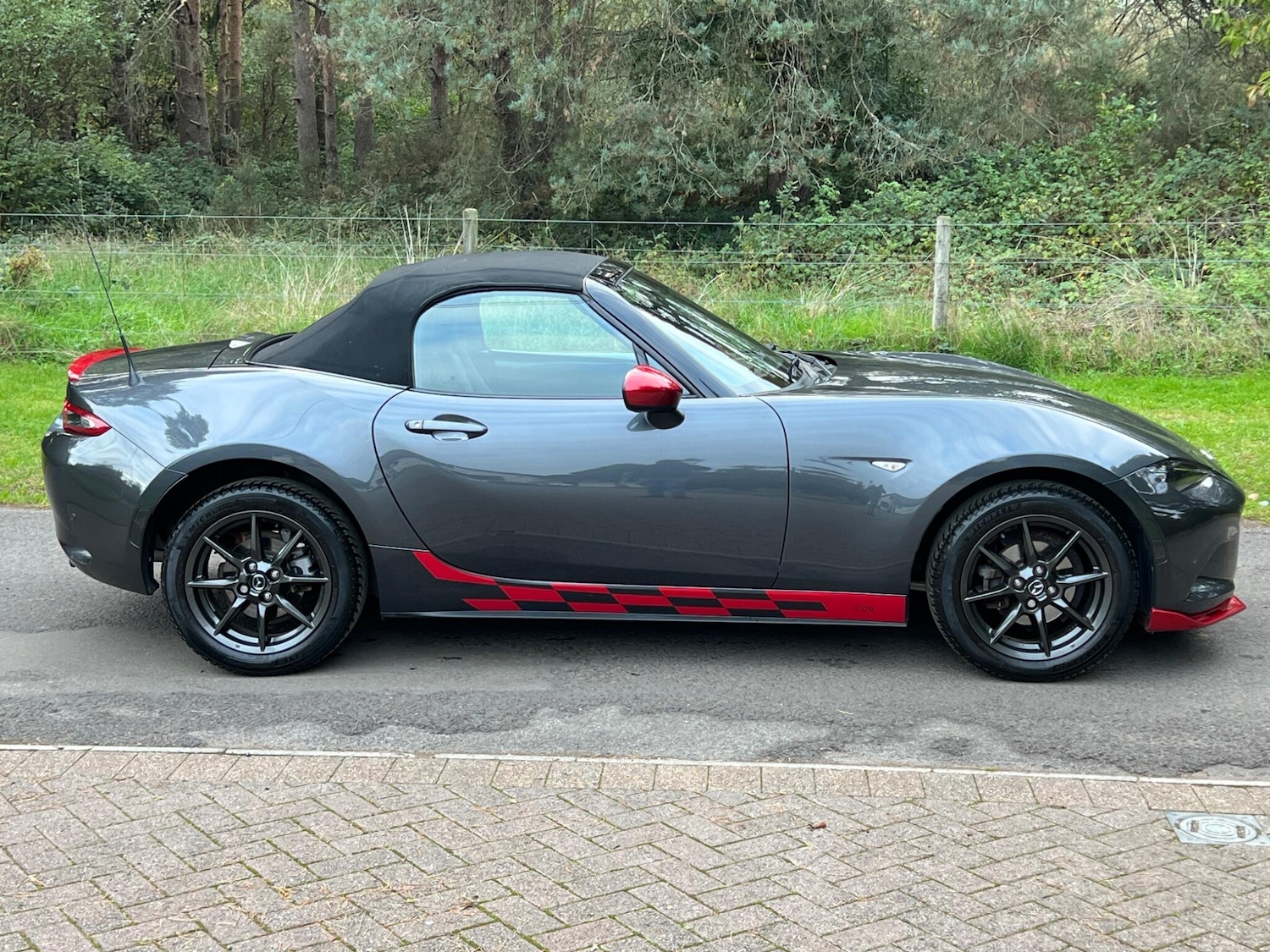 Used Mazda MX-5 2016 for sale - 76953925: Photo 6