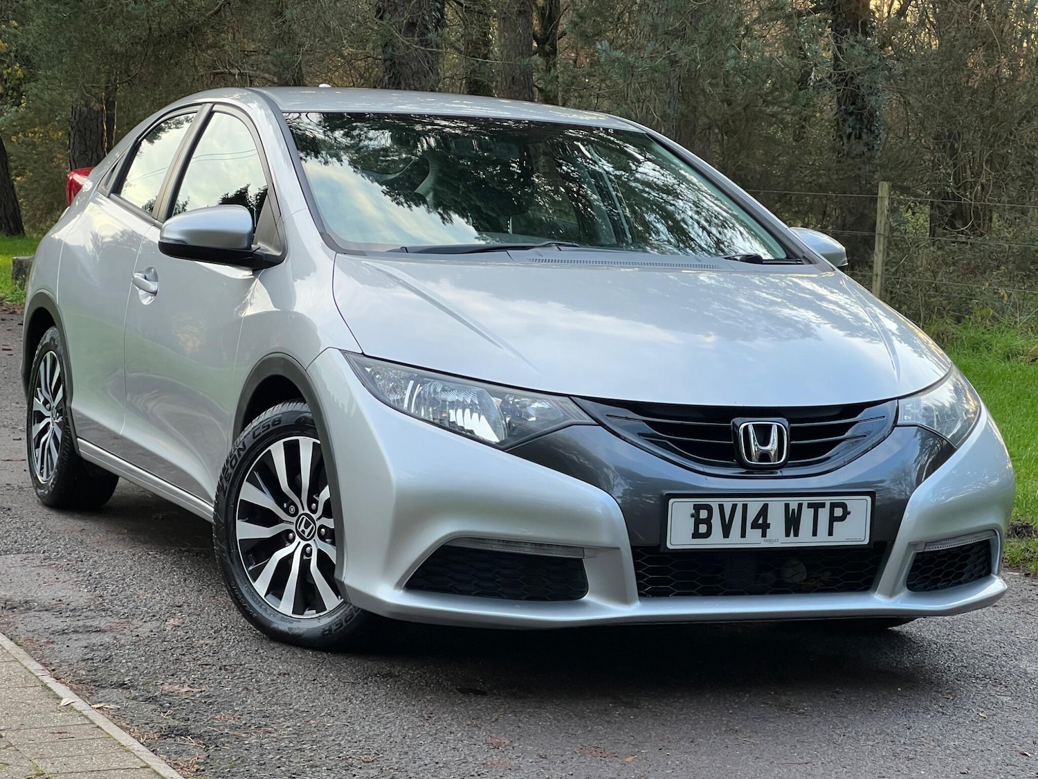 Used Honda Civic 2014 for sale - 76952803: Photo 1