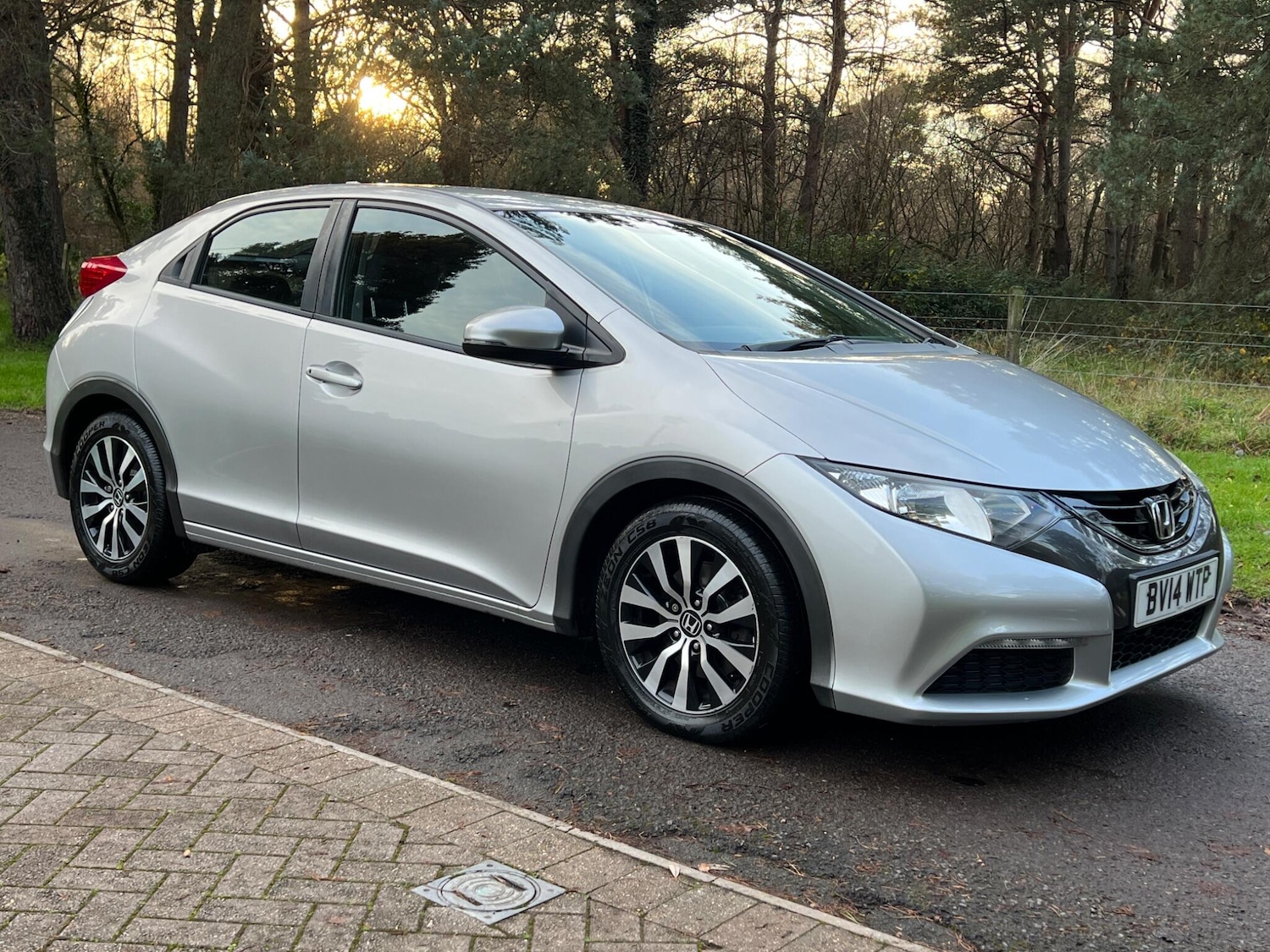 Used Honda Civic 2014 for sale - 76952803: Photo 17