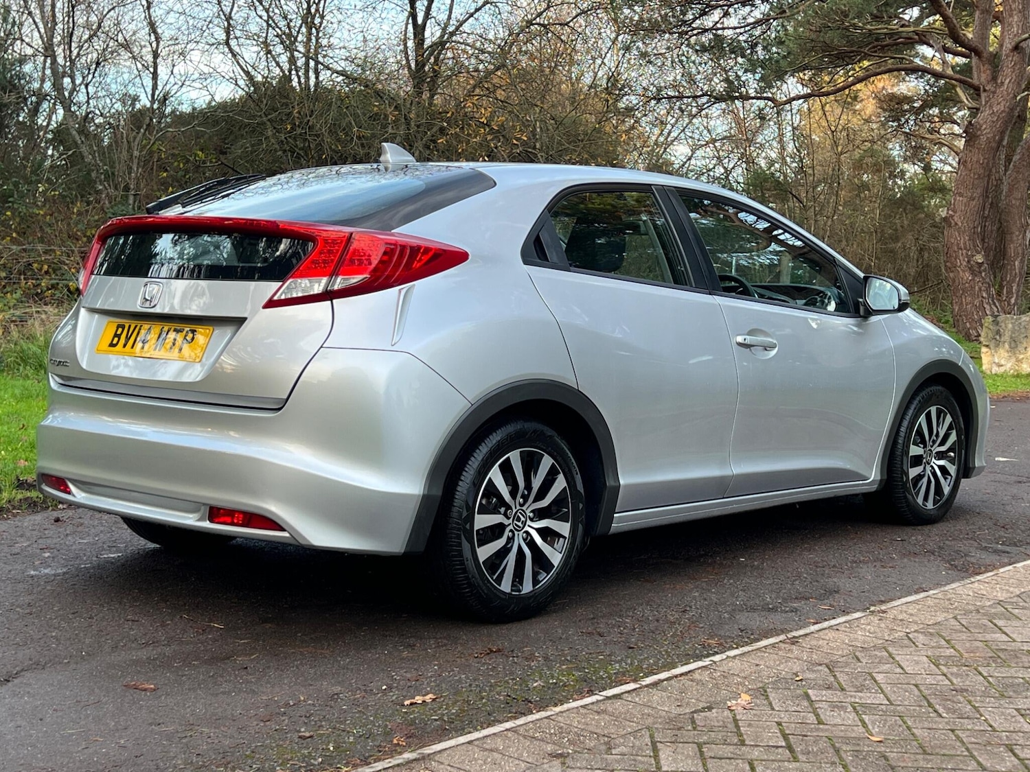 Used Honda Civic 2014 for sale - 76952803: Photo 5