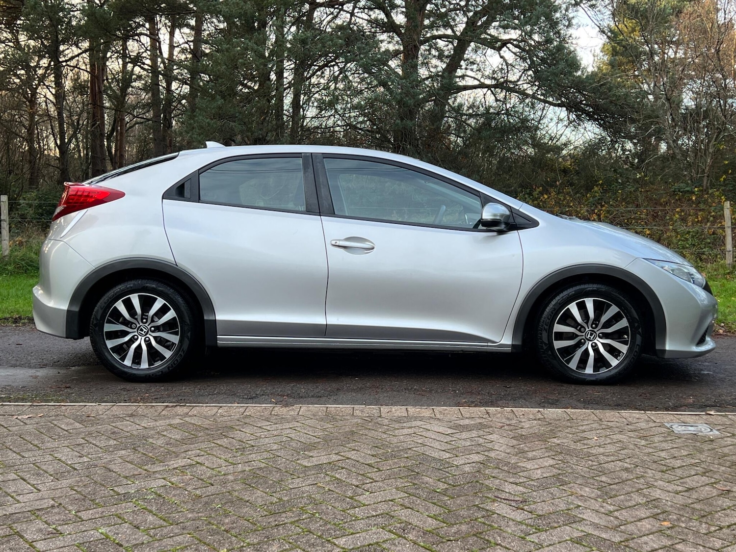 Used Honda Civic 2014 for sale - 76952803: Photo 6