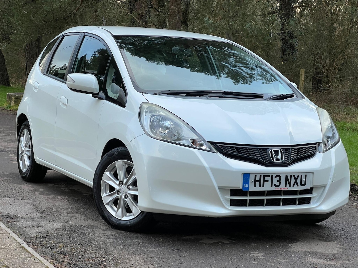 Used Honda Jazz 2013 for sale - 77573877: Photo 13