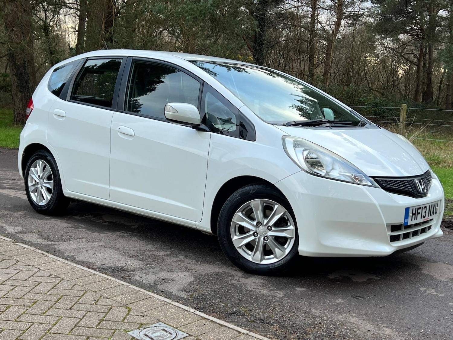 Used Honda Jazz 2013 for sale - 77573877: Photo 16