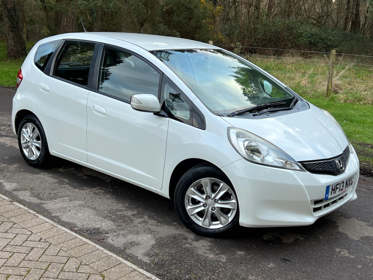 Used Honda Jazz 2013 for sale - 77573877: Photo 17