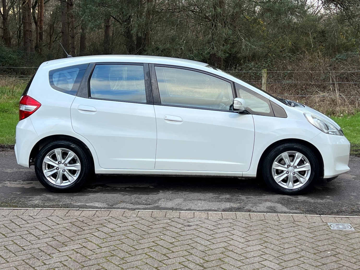Used Honda Jazz 2013 for sale - 77573877: Photo 20