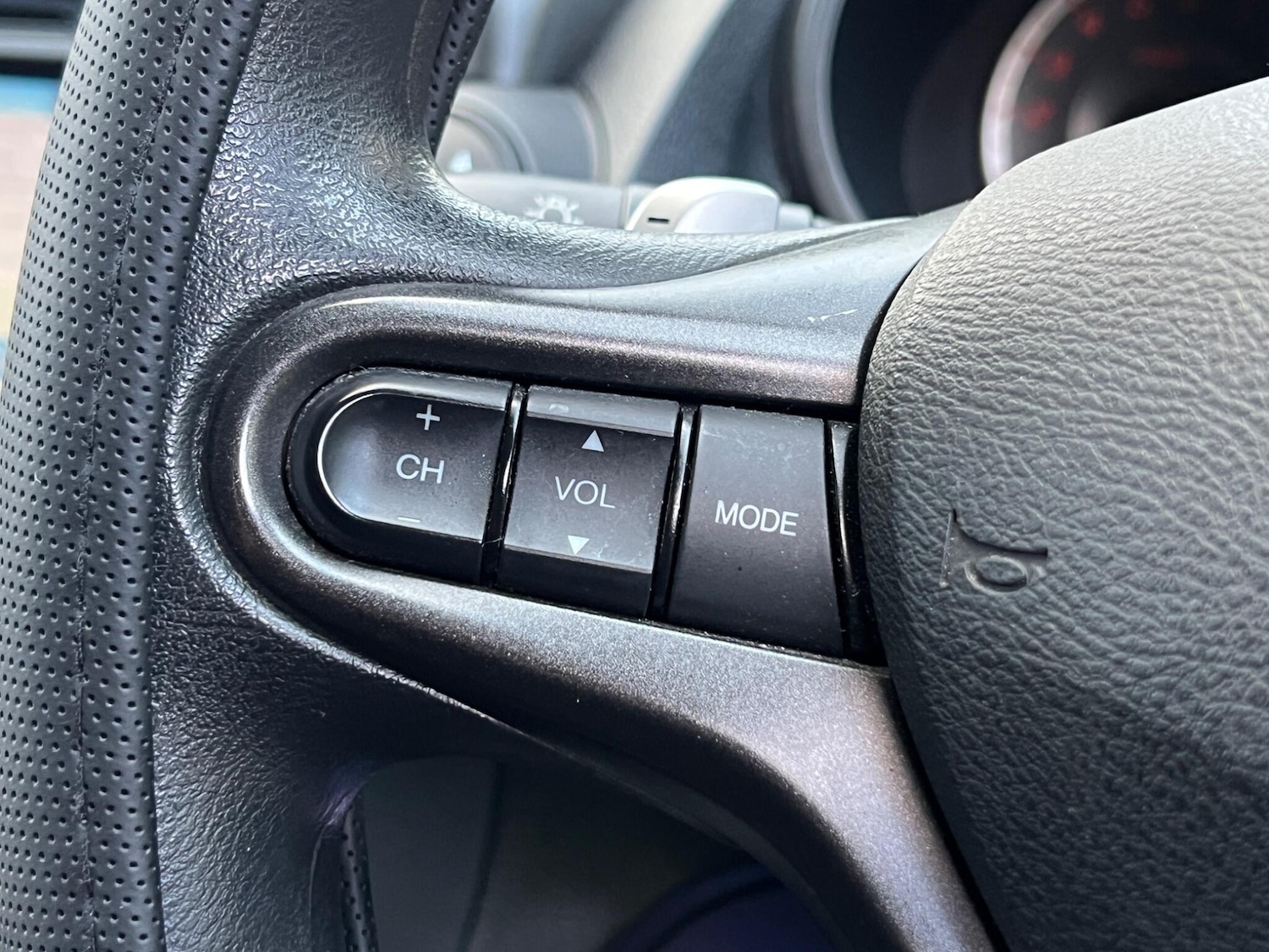 Used Honda Jazz 2013 for sale - 77573877: Photo 30