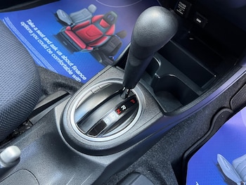 Used Honda Jazz 2013 for sale - 77573877: Photo