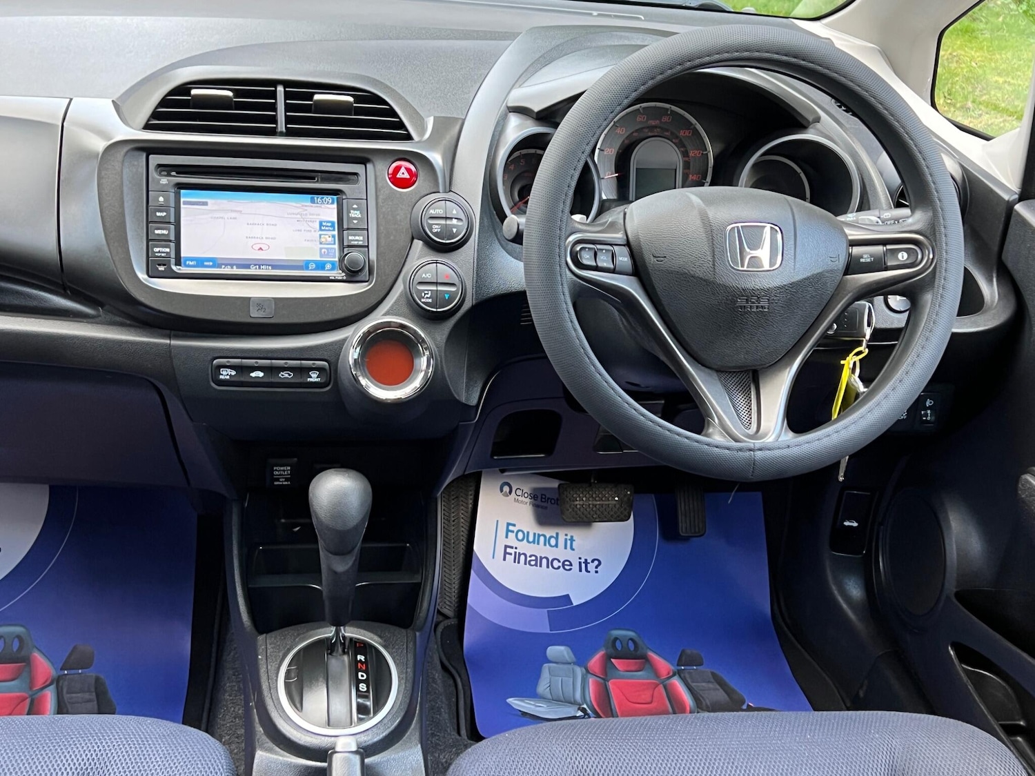 Used Honda Jazz 2013 for sale - 77573877: Photo 41