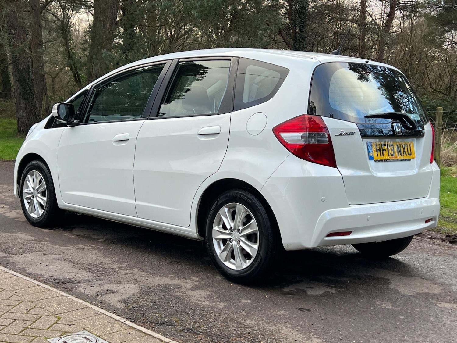 Used Honda Jazz 2013 for sale - 77573877: Photo 54