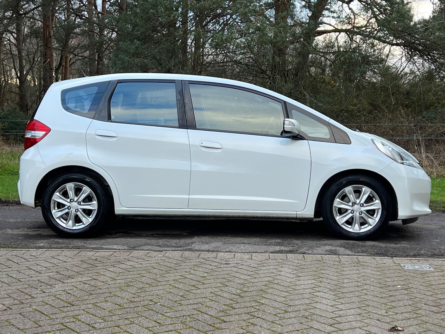 Used Honda Jazz 2013 for sale - 77573877: Photo 6