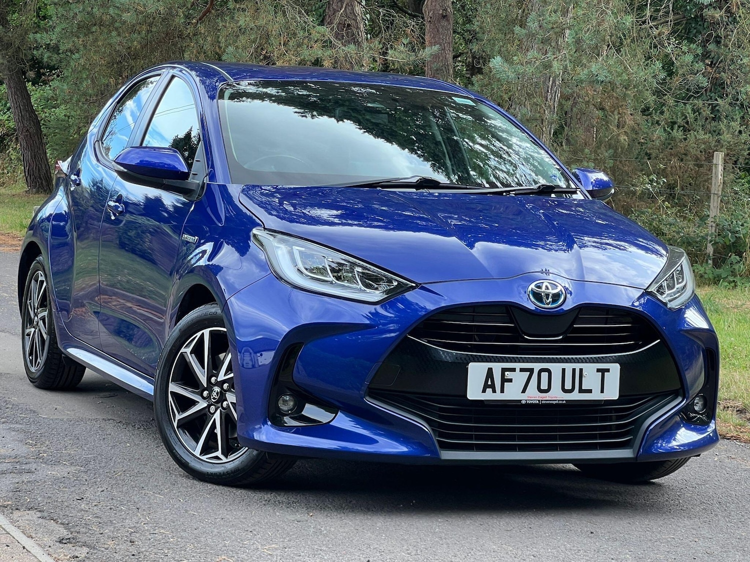 Used Toyota Yaris 2020 for sale - 76953909: Photo 1