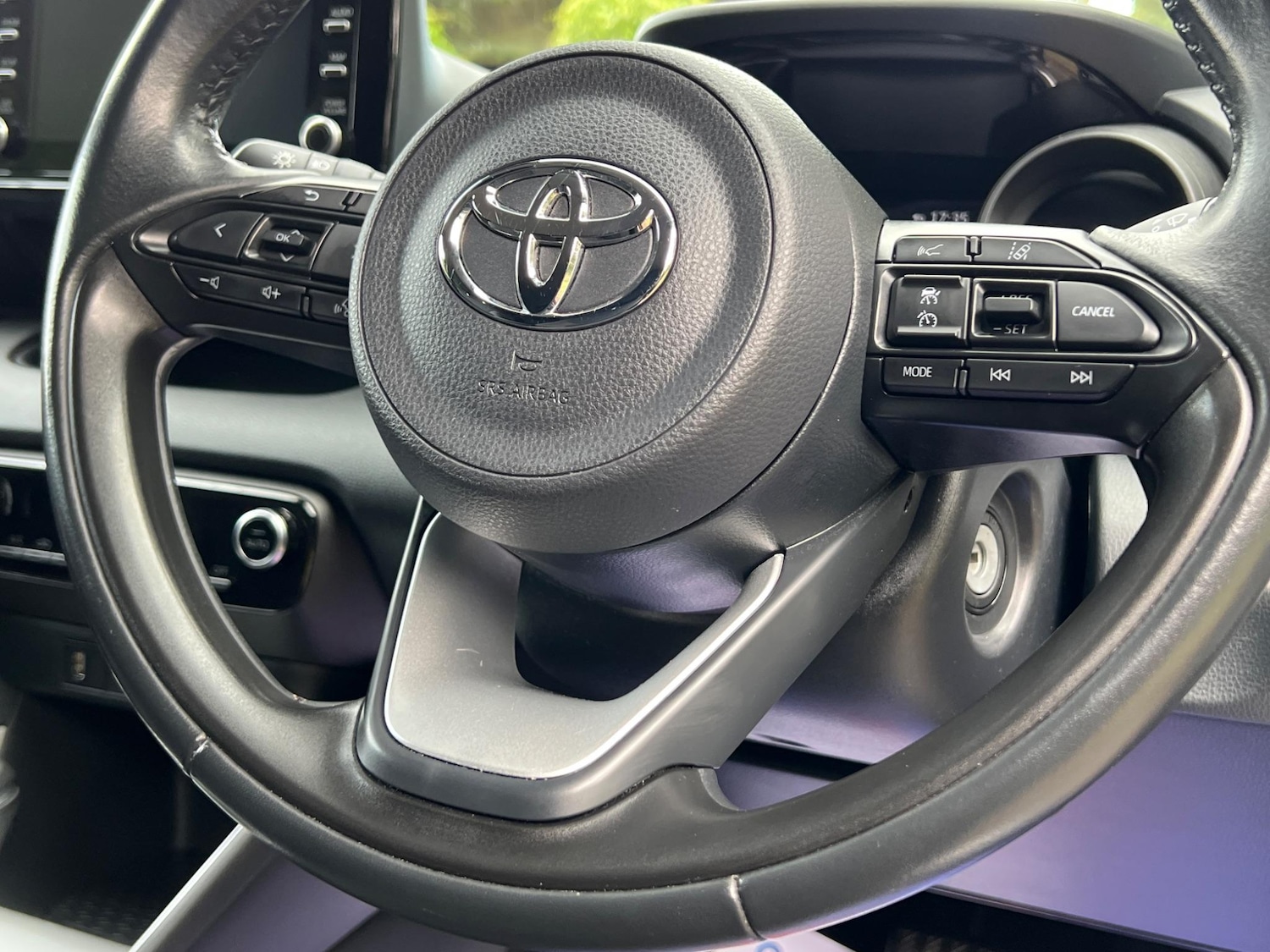 Used Toyota Yaris 2020 for sale - 76953909: Photo 32