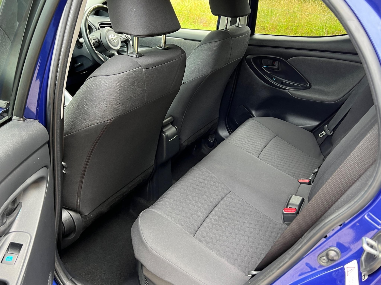 Used Toyota Yaris 2020 for sale - 76953909: Photo 40