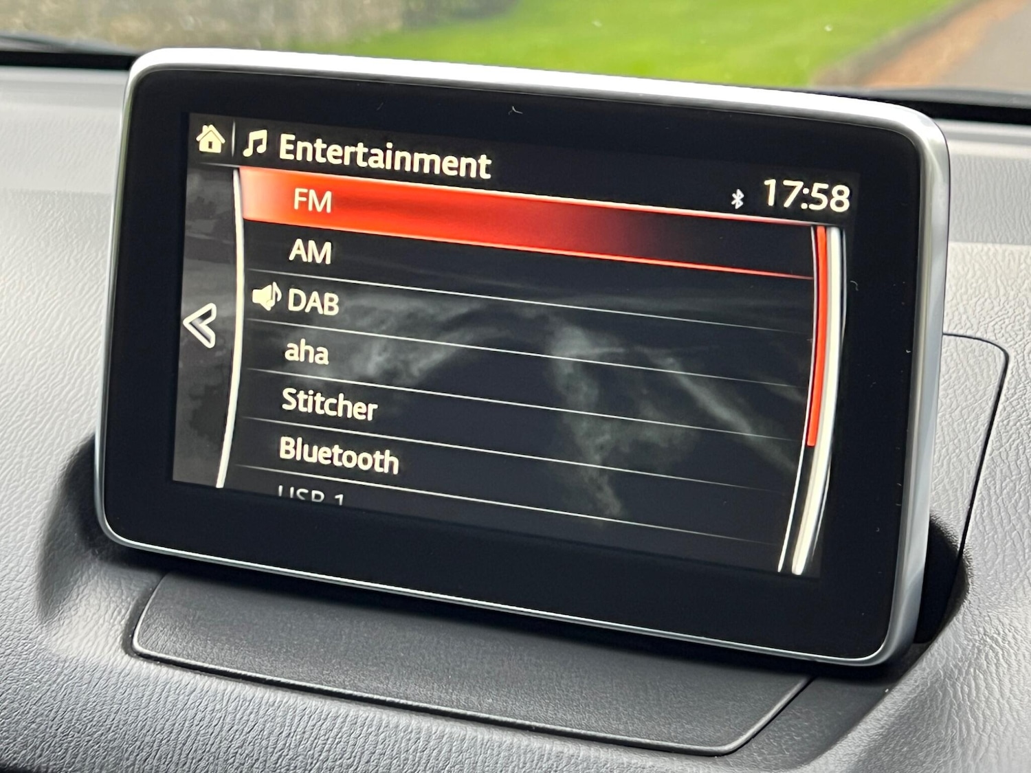 Used Mazda Mazda2 2016 for sale - 76953950: Photo 17