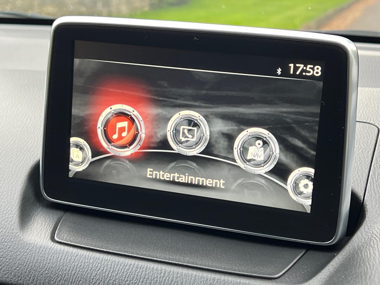 Used Mazda Mazda2 2016 for sale - 76953950: Photo 25