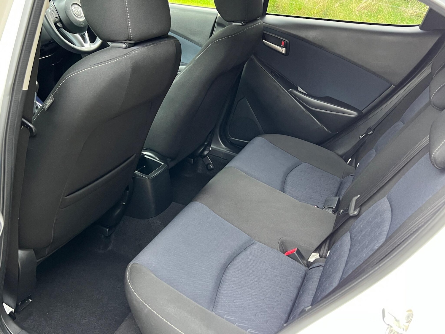 Used Mazda Mazda2 2016 for sale - 76953950: Photo 48