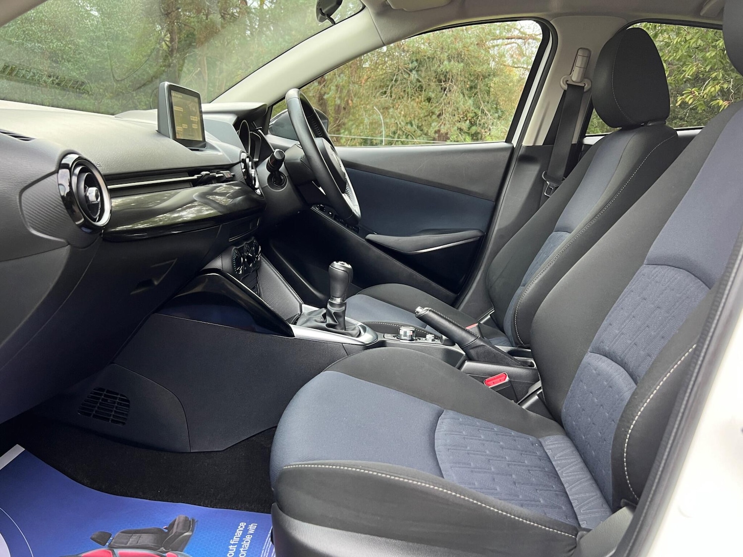 Used Mazda Mazda2 2016 for sale - 76953950: Photo 51