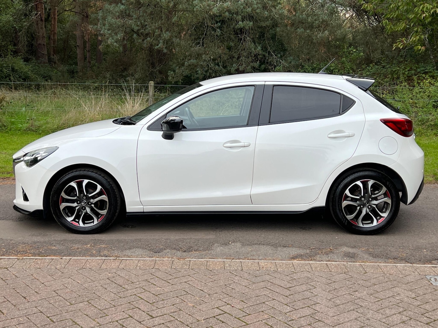 Used Mazda Mazda2 2016 for sale - 76953950: Photo 56