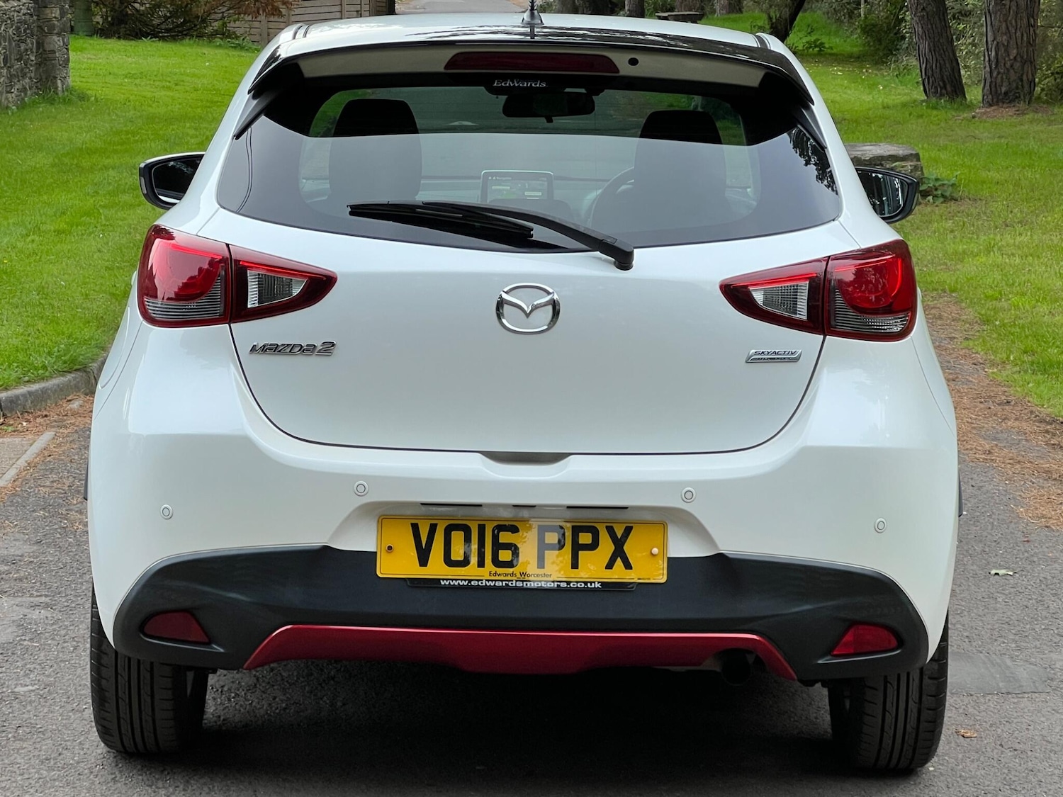 Used Mazda Mazda2 2016 for sale - 76953950: Photo 62