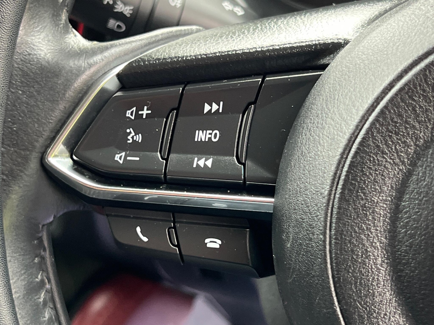 Used Mazda CX-3 2017 for sale - 76953932: Photo 35