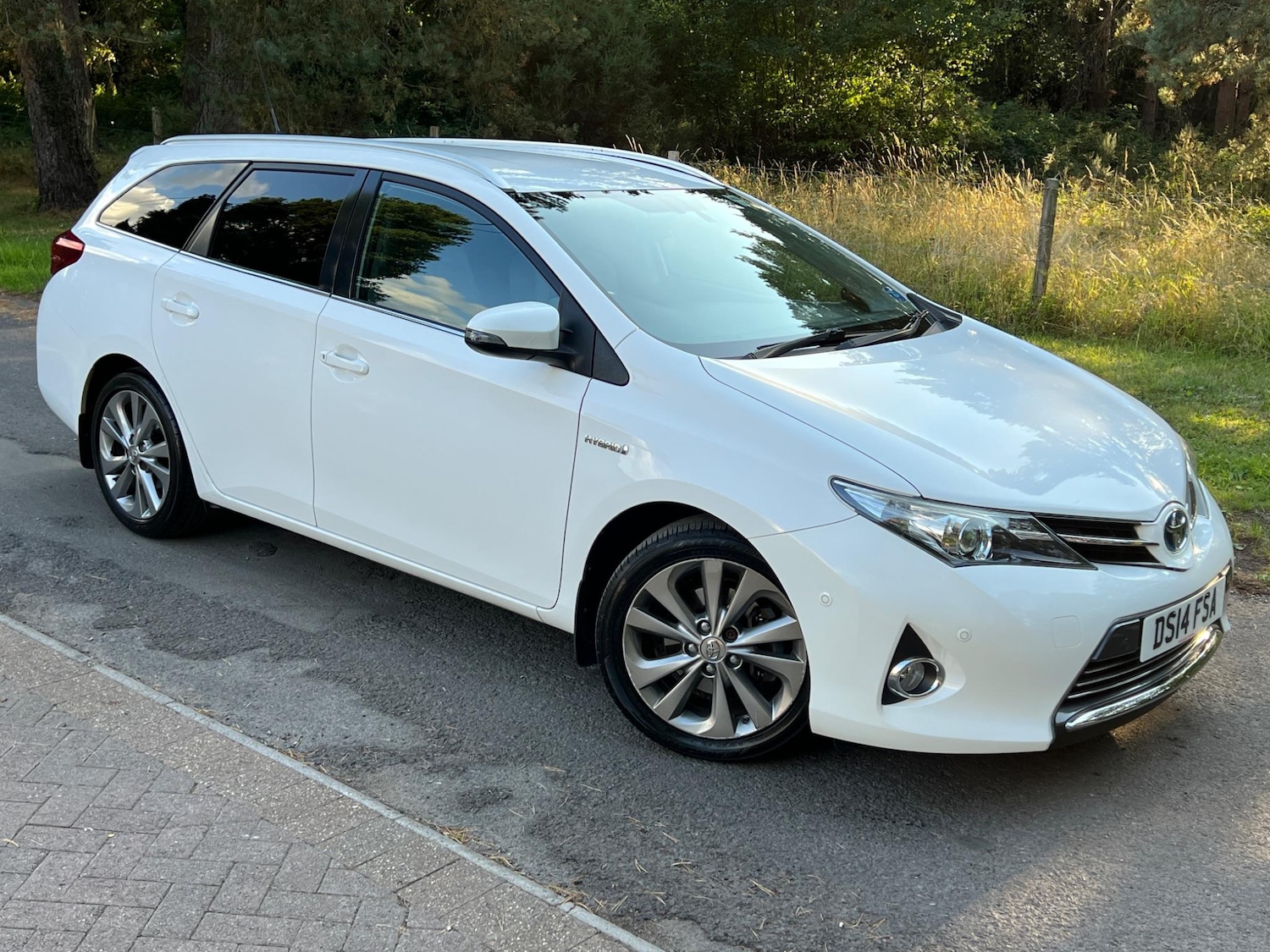 Used Toyota Auris 2014 for sale - 76953915: Photo 16