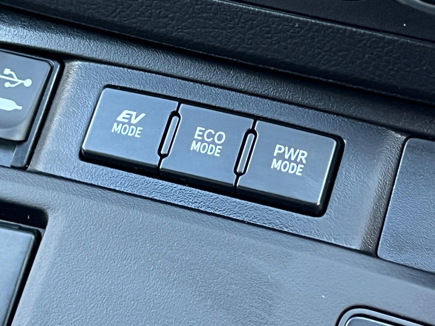 Used Toyota Auris 2014 for sale - 76953915: Photo 27