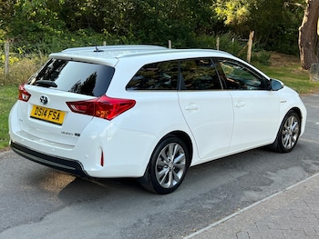 Used Toyota Auris 2014 for sale - 76953915: Photo