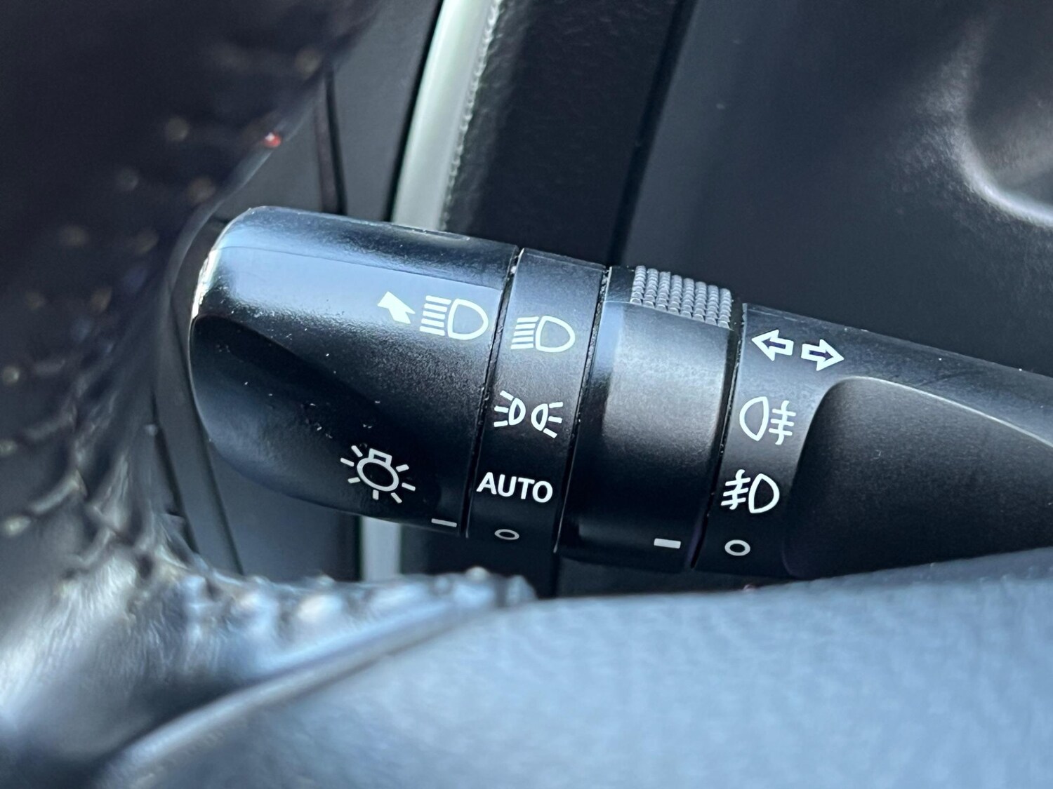 Used Toyota Auris 2014 for sale - 76953915: Photo 32