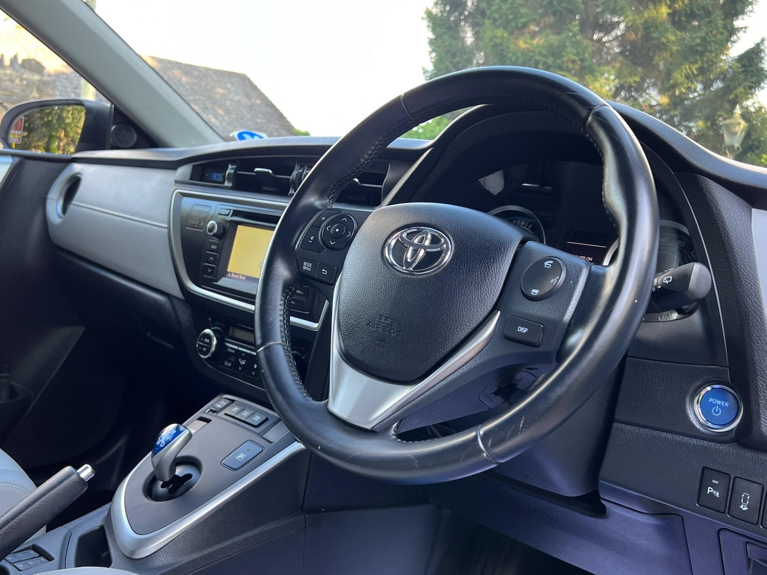 Used Toyota Auris 2014 for sale - 76953915: Photo 39