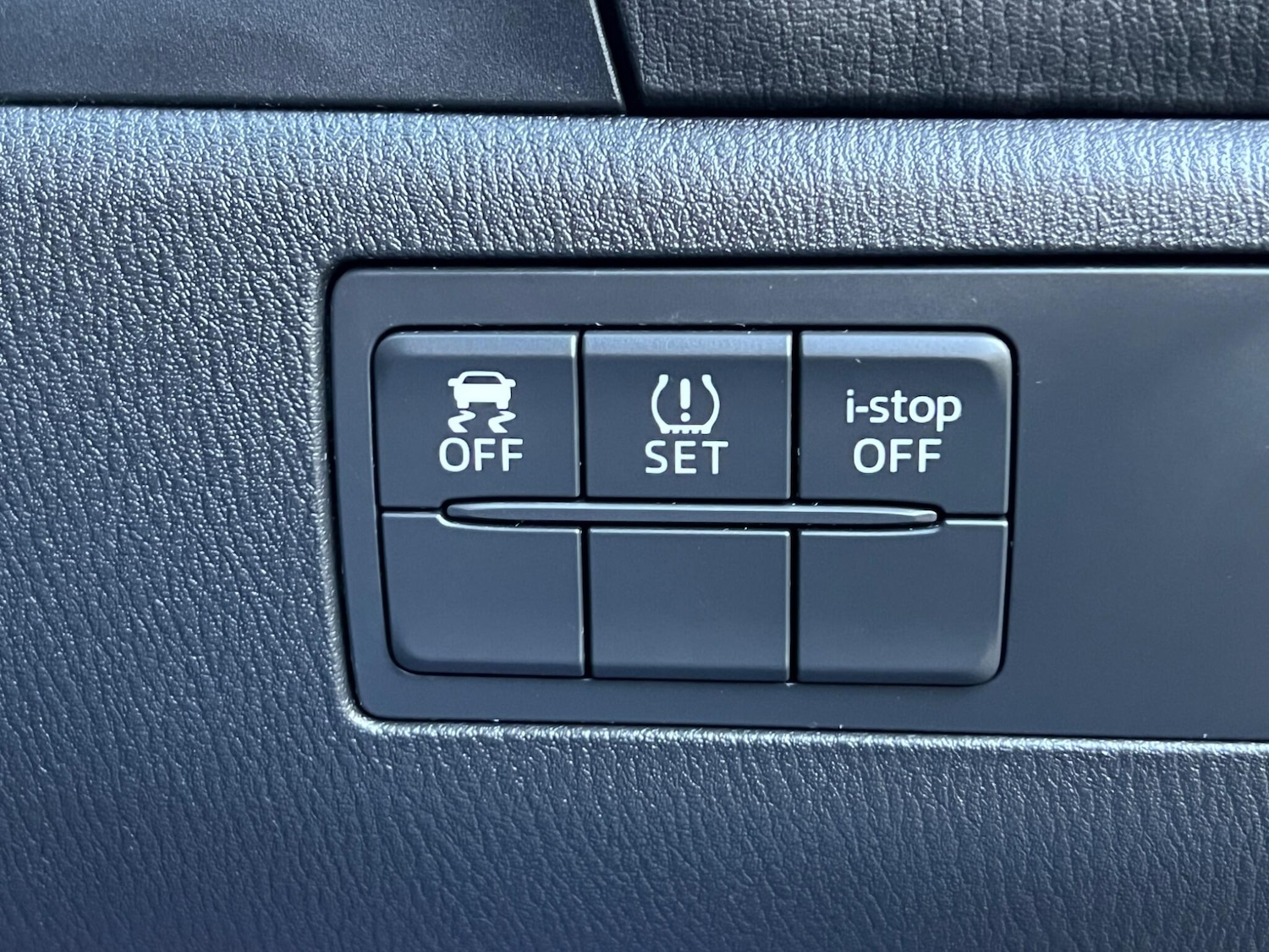 Used Mazda Mazda3 2016 for sale - 78063103: Photo 34