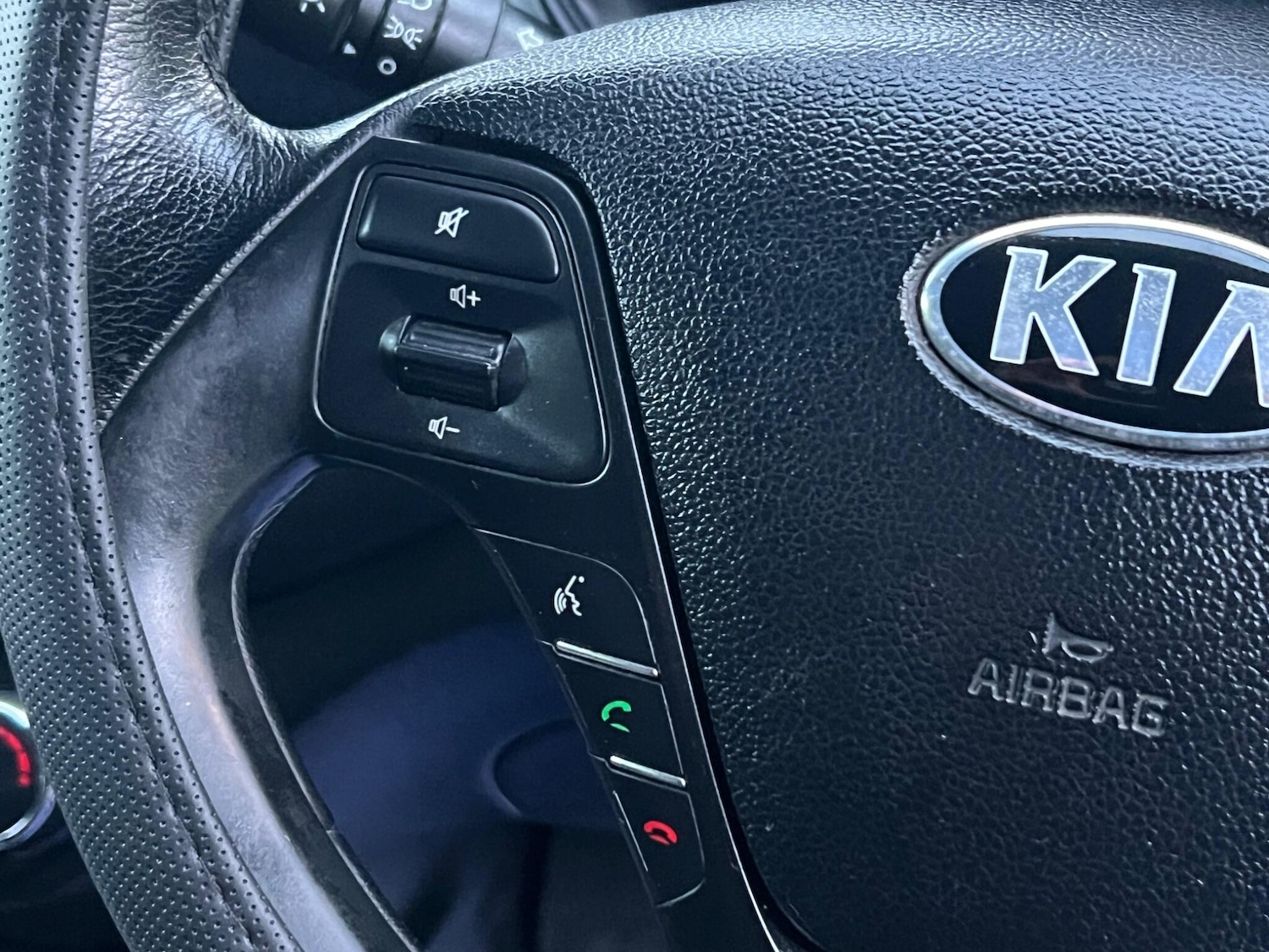 Used Kia Pro Ceed 2015 for sale - 76953943: Photo 2